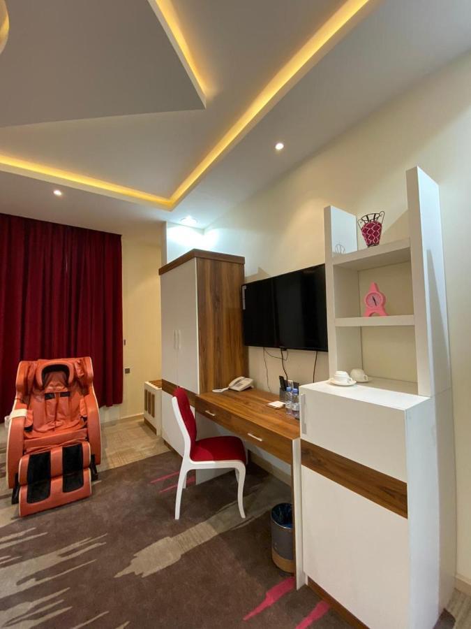 Alfaw Plaza Hotel Sharurah Bagian luar foto